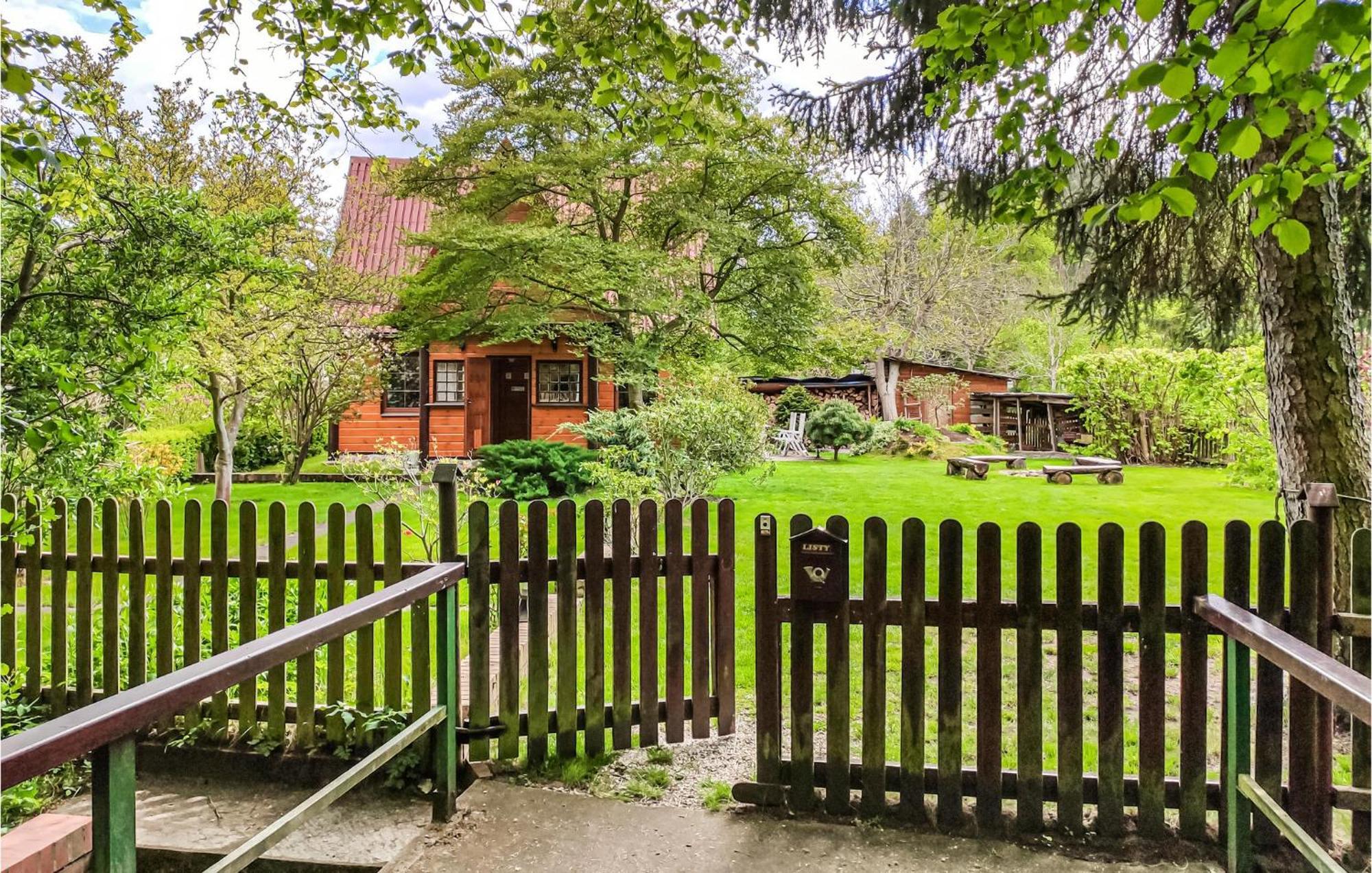 3 Bedroom Lovely Home In Нове Варпно Екстер'єр фото